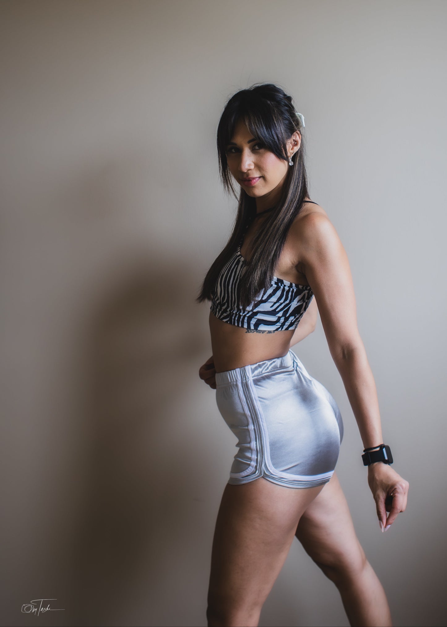 SHORTS in SILVER